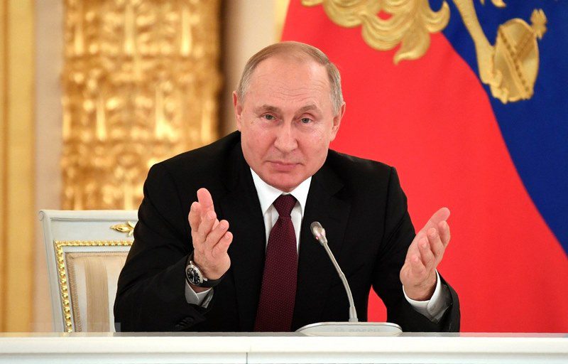 Mộng thấy tổng thống Putin họp với mình đánh số 70