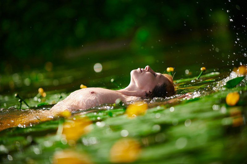 Mơ thấy mình khỏa thân là điềm báo nhiều điều thú vị về bạn Mơ thấy mình khỏa thân là điềm báo nhiều điều thú vị về bạn