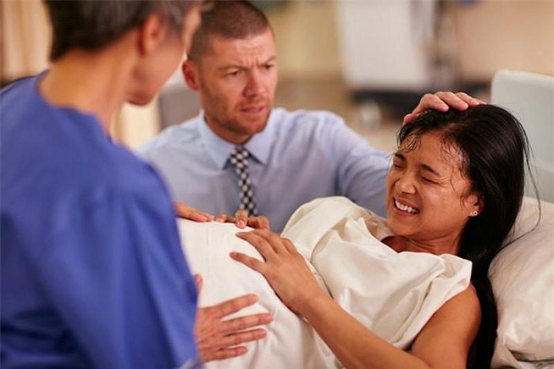 Ngủ mơ thấy bà đẻ mang điềm báo gì, đánh con gì trúng lớn? 6 Bà đẻ hạ sinh bé trai xuất hiện trong giấc mơ là điềm báo tốt lành